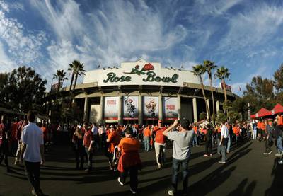 PASADENA, CA - JANUARY 06: A general view of the stadium prior to the 2014 Vizio BCS National Championship Game between the Auburn Tigers and the Florida State Seminoles at the Rose Bowl on January 6, 2014 in Pasadena, California.   Harry How/Getty Images/AFP