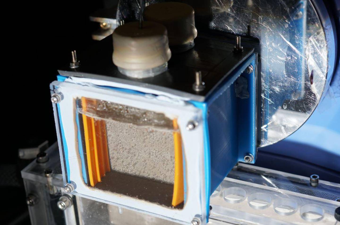 The device converts light, carbon dioxide and water into a clean and stable fuel that can either be used directly or converted into hydrogen. University of Cambridge