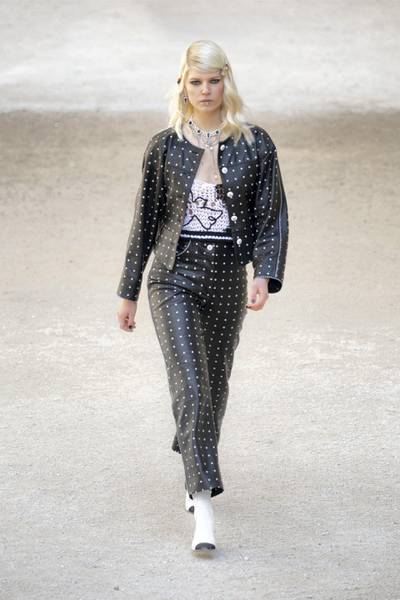 Chanel cruise 2021 / 2022: the best looks from the punk-infused