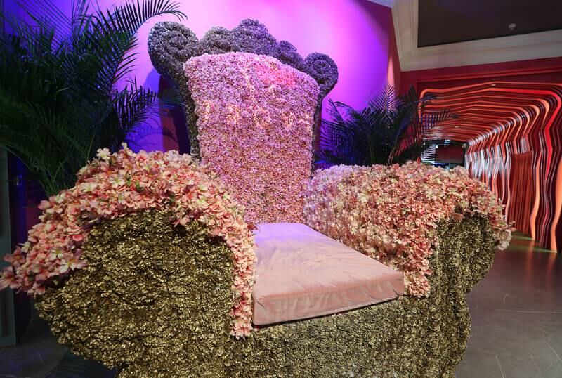 Floral throne by New York City florist Mr Flower Fantastic at The Trove.  