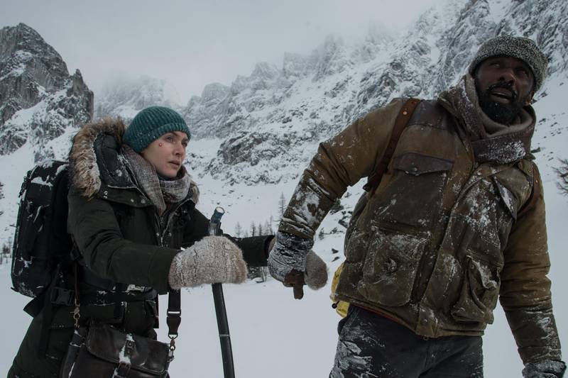 Kate Winslet and Idris Elba in Hany Abu Assad's The Mountain Between Us. Courtesy Tiff and Kimberley French / 20th Century Fox