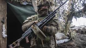 UK pledges troops to provide training and extra weapons to Ukraine
