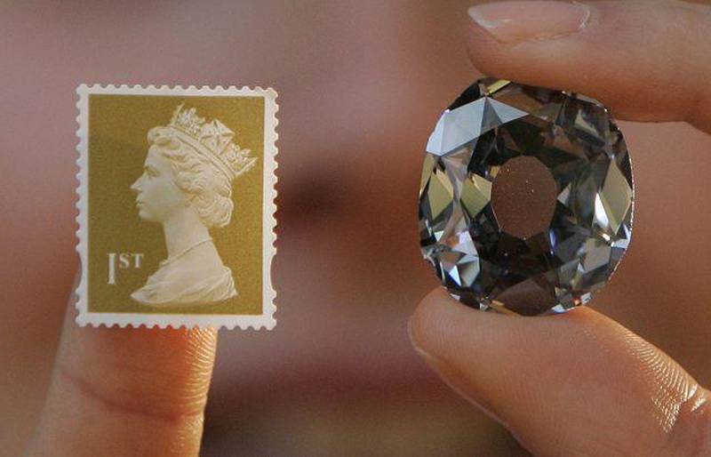 The Wittelsbach diamond, one of the largest blue diamonds in the world, before it was repolished and reduced to 31.06 carats.