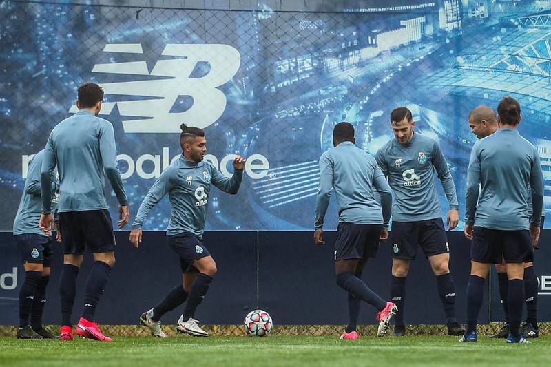 FC Porto's forward Jesus Corona 'Tecatito', third left, during training. AFP