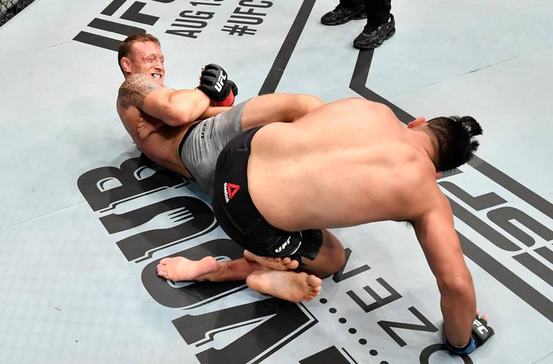 ABU DHABI, UNITED ARAB EMIRATES - JULY 19: (L-R) Jack Hermansson of Sweden secures a heel hook submission against Kelvin Gastelum in their middleweight bout during the UFC Fight Night event inside Flash Forum on UFC Fight Island on July 19, 2020 in Yas Island, Abu Dhabi, United Arab Emirates. (Photo by Jeff Bottari/Zuffa LLC via Getty Images) *** Local Caption *** ABU DHABI, UNITED ARAB EMIRATES - JULY 19: (L-R) Jack Hermansson of Sweden secures a heel hook submission against Kelvin Gastelum in their middleweight bout during the UFC Fight Night event inside Flash Forum on UFC Fight Island on July 19, 2020 in Yas Island, Abu Dhabi, United Arab Emirates. (Photo by Jeff Bottari/Zuffa LLC via Getty Images)