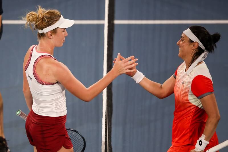 Linda Noskova (L) after beating Tunisia's Ons Jabeur at the Adelaide International on January 7, 2023. EPA