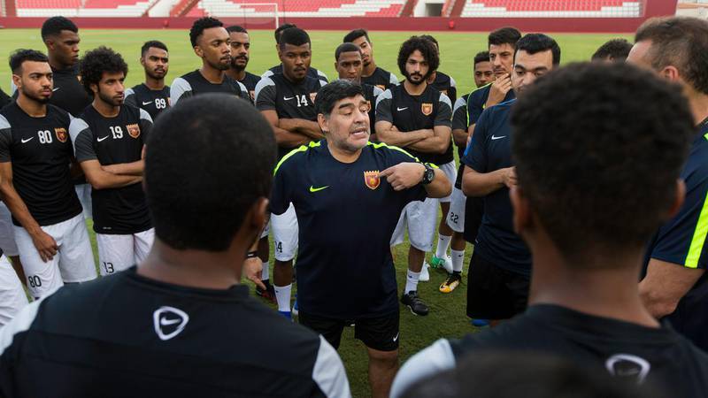Fujairah manager Diego Maradona talks to his Fujairah squad during a training session in November 2017. Christopher Pike / The National