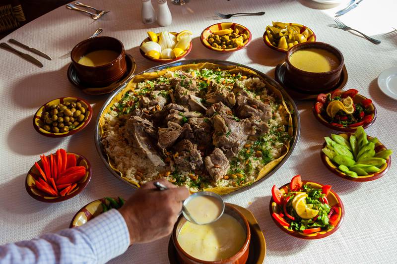 D6TE1A Mansaf ( lamb cooked in a sauce of fermented dried yogurt and served with rice), Petra, Jordan (Blaine Harrington III / Alamy Stock Photo) *** Local Caption *** al15ju-iftar-mansaf.jpg