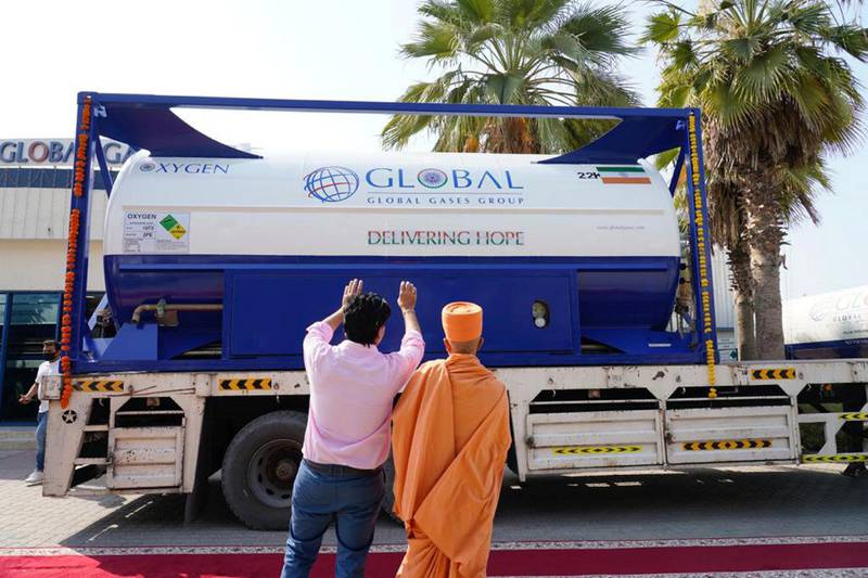 One of two tanks carrying 44 metric tons of liquid oxygen that will be shipped from Dubai to India by the Baps Hindu temple in Abu Dhabi. Courtesy: Baps Hindu Mandir 