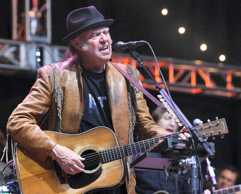 MOUNTAIN VIEW, CA - OCTOBER 23:  Neil Young performs during the 30th Anniversary Bridge School Benefit Concert at Shoreline Amphitheatre on October 23, 2016 in Mountain View, California.  (Photo by C Flanigan/FilmMagic)