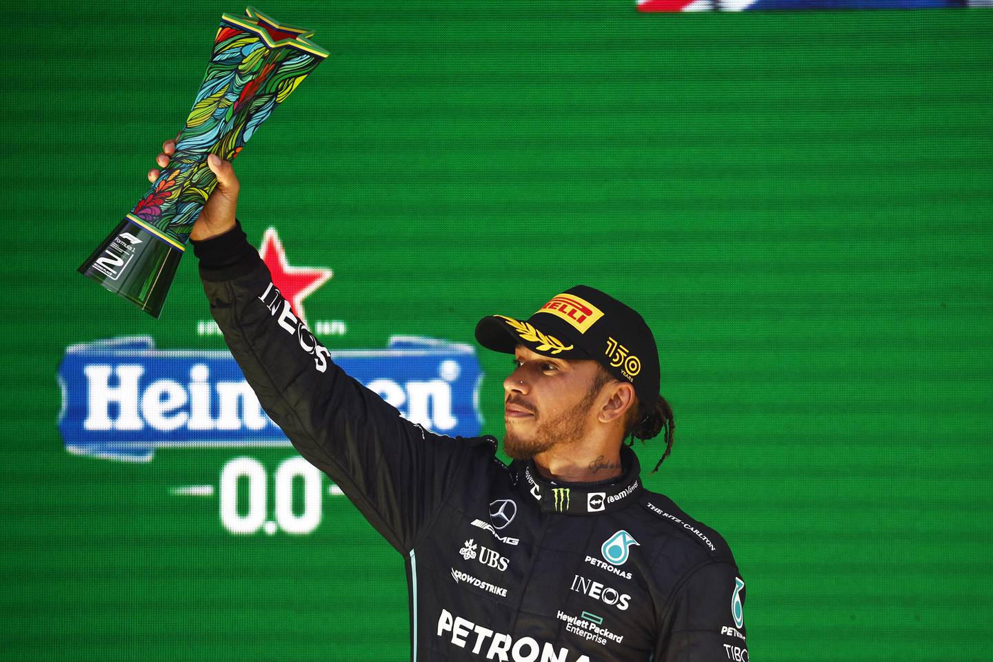 Lewis Hamilton a terminé deuxième de George Russell au Grand Prix du Brésil dans une course dominée par Mercedes.  Getty