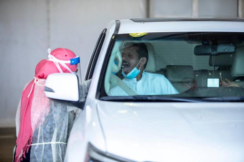 Saudi Arabia’s Ministry of Health is now offering drive-thru coronavirus testing centers for testing people inside their cars in Riyadh, Jeddah and Dammam while also offering testing services at primary health care centres. Courtesy Saudi Arabia’s Ministry of Health