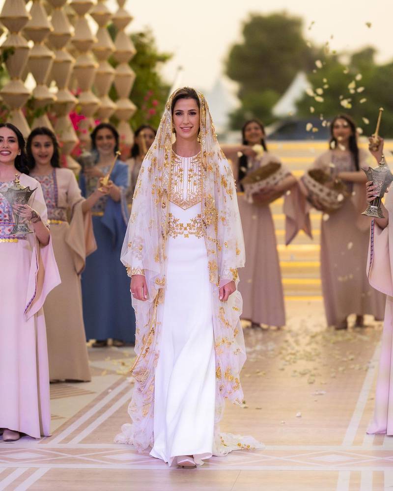 Bride-to-be Rajwa Al Saif arrives.  All photos: queenrania/Instagram