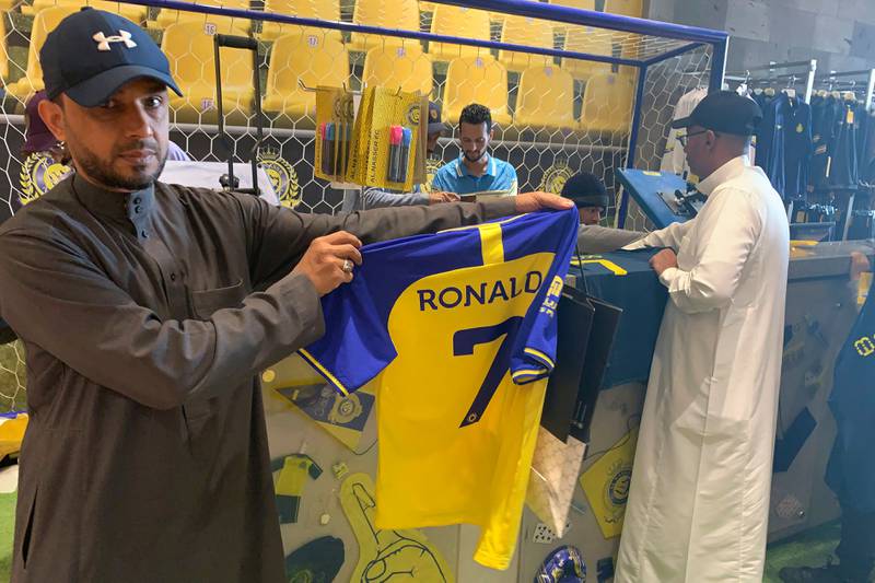 The truth about the Saudi Arabian fans who trampled on Cristiano Ronaldo's  jersey