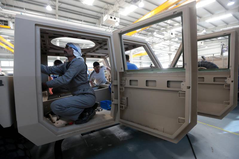 Al Ajban, United Arab Emirates, January 7, 2016:     Workers at the NIMR military vehicle production facility in the Tawazun Industrial Park in the Al Ajban area north of Abu Dhabi on January 7, 2016. Christopher Pike / The National

Job ID: 95034
Reporter: Shereen El Gazzar
Section: Business
Keywords: 




 *** Local Caption ***  CP0107-bz-NIMR factory tour-11.JPG