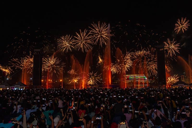 Enjoy a fireworks show on December 2 at 9pm at Festival Bay at Festival City Mall in Dubai 