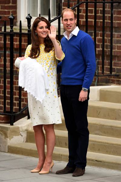 LONDON, ENGLAND - MAY 02:  Catherine, Duchess of Cambridge and Prince William, Duke of Cambridge leave The Lindo Wing of St Mary's Hospital with their newborn daughter on May 2, 2015 in London, England.  (Photo by Ian Gavan/Getty Images)
