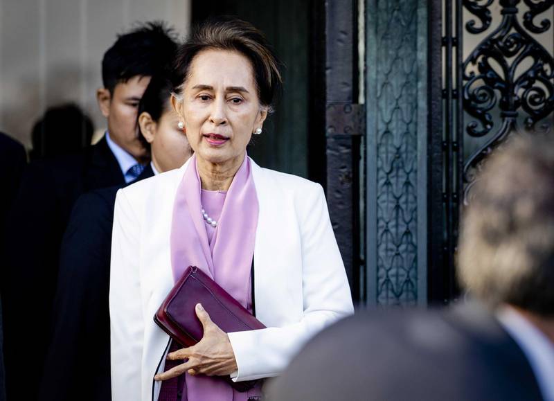 epa08064831 Myanmar State Counselor Aung San Suu Kyi (C) departs on the last day of the genocide case against Myanmar at the Peace Palace in The Hague, The Netherlands, 12 December 2019. Myanmar State Counselor Aung San Suu Kyi defended her country at the International Court of Justice against accusations of genocide filed by The Gambia, following the 2017 Myanmar military crackdown on the Rohingya Muslim minority.  EPA/SEM VAN DER WAL