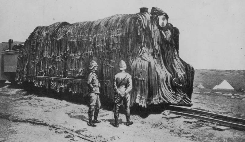 Circa 1900: a locomotive engine camouflaged with rope at the Northern Heights, Ladysmith, a British outpost, during the Boer War.