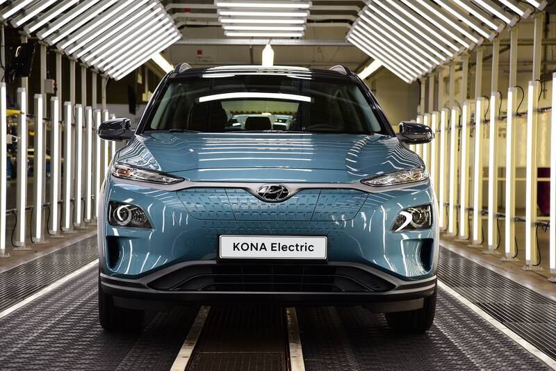 The Hyndai Kona Electric comes with regen paddles to recover energy, and drivers can shift between the pedals and the paddles