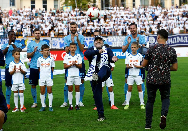 Diego Maradona show's he's still got some skills during his unveiling in front of the Dynamo Brest fans. Reuters