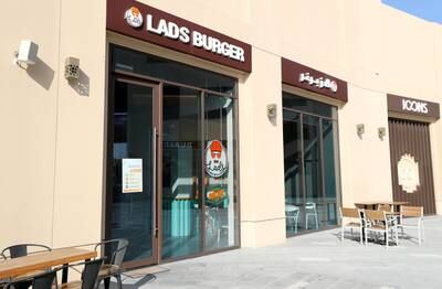 Dubai, United Arab Emirates - Reporter: Sophie Prideaux. Lifestyle. Food. Restaurant feature. Eat your way around The Pointe, The Palm. Lads Burger. Monday, January 18th, 2021. Dubai. Chris Whiteoak / The National