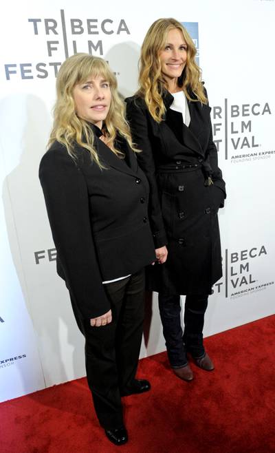 epa02700673 US actress Julia Roberts (R) and her sister, US producer Lisa Gillan (L) attend the world premiere of 'Jesus Henry Christ' during the 2011 Tribeca Film Festival in New York, USA, 23 April 2011. The Tribeca Film Festival runs through 01 May 2011.  EPA/PETER FOLEY