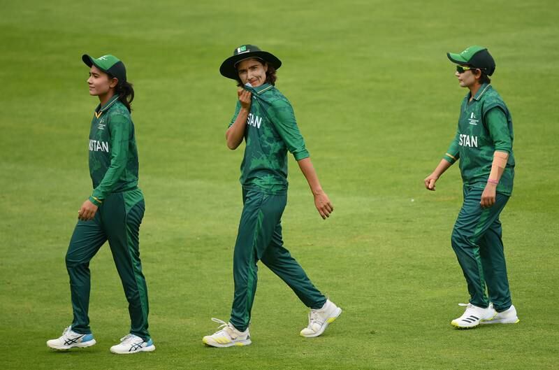 Pakistan players after the defeat on Sunday. Getty