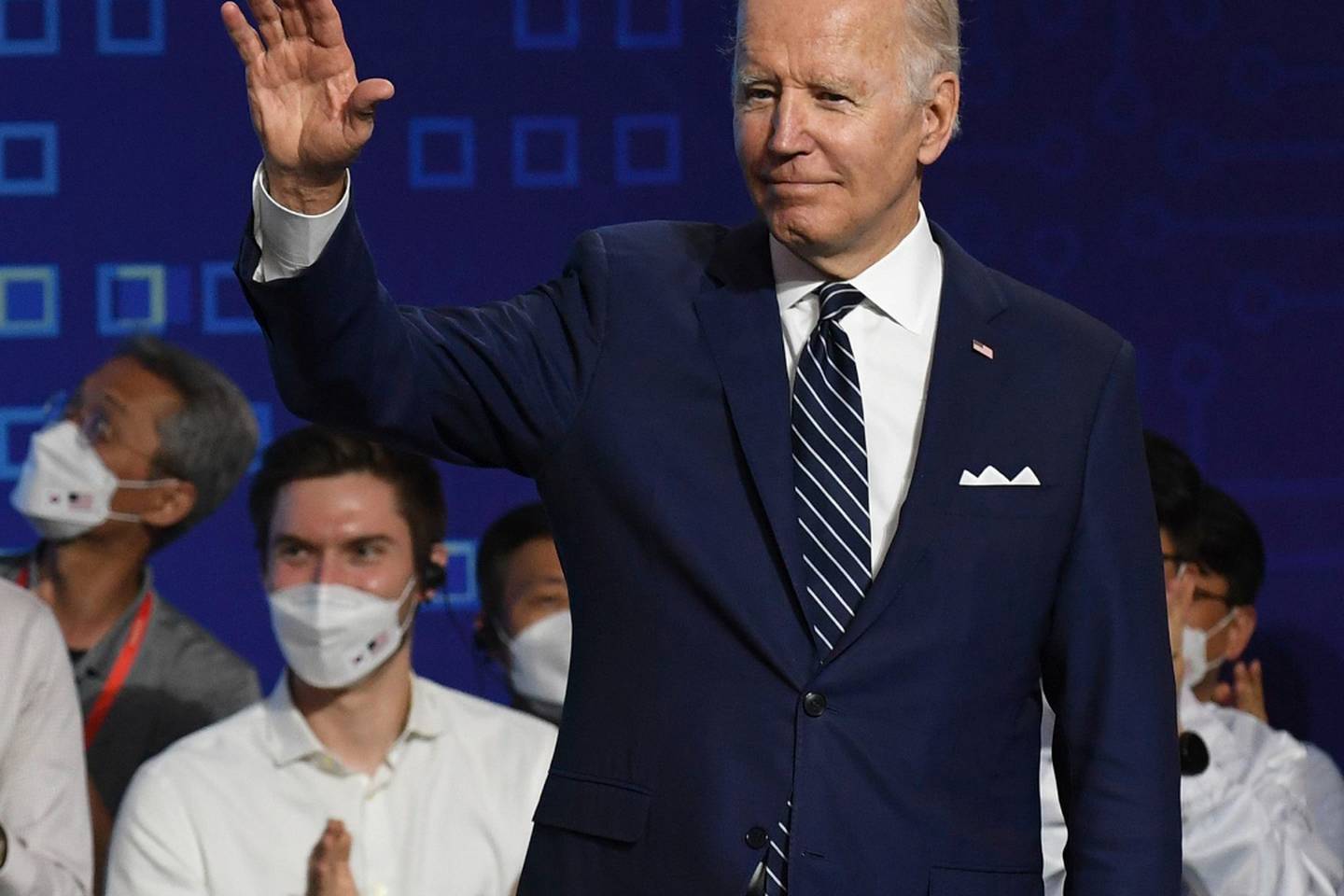 Joe Biden begins Asia visit with tour of South Korean semiconductor plant