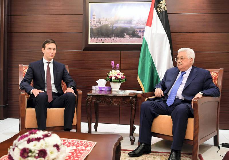A handout picture released by the Palestinian Press Office on August 24, 2017 shows Palestinian president Mahmoud Abbas (R) meeting with US White House aide Jared Kushner in the West Bank city of Ramallah. / AFP PHOTO / PPO / OSAMA FALAH / RESTRICTED TO EDITORIAL USE - MANDATORY CREDIT "AFP PHOTO / PPO / OSAMA FALAH" - NO MARKETING NO ADVERTISING CAMPAIGNS - DISTRIBUTED AS A SERVICE TO CLIENTS


