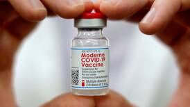 Moderna vaccine order for 2022 hits $18.5 billion 