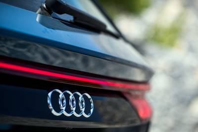 Certain exterior design elements, such as the rear lights, attempt to evoke the original 1980s Audi Quattro. Audi