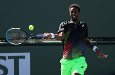 INDIAN WELLS, CALIFORNIA - OCTOBER 10: Gael Monfils of France plays a forehand against Gianluca Mager of Italy during their second round match on Day 7 of the BNP Paribas Open at the Indian Wells Tennis Garden on March 10, 2021 in Indian Wells, California.    Clive Brunskill / Getty Images / AFP
