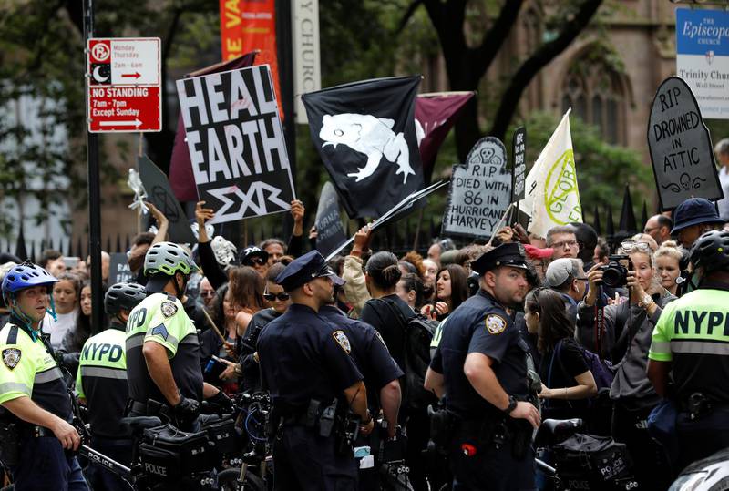 Climate activists demonstrate during Extinction Rebellion protests in lower Manhattan in New York City, New York, US, October 7, 2019. REUTERS/Mike Segar