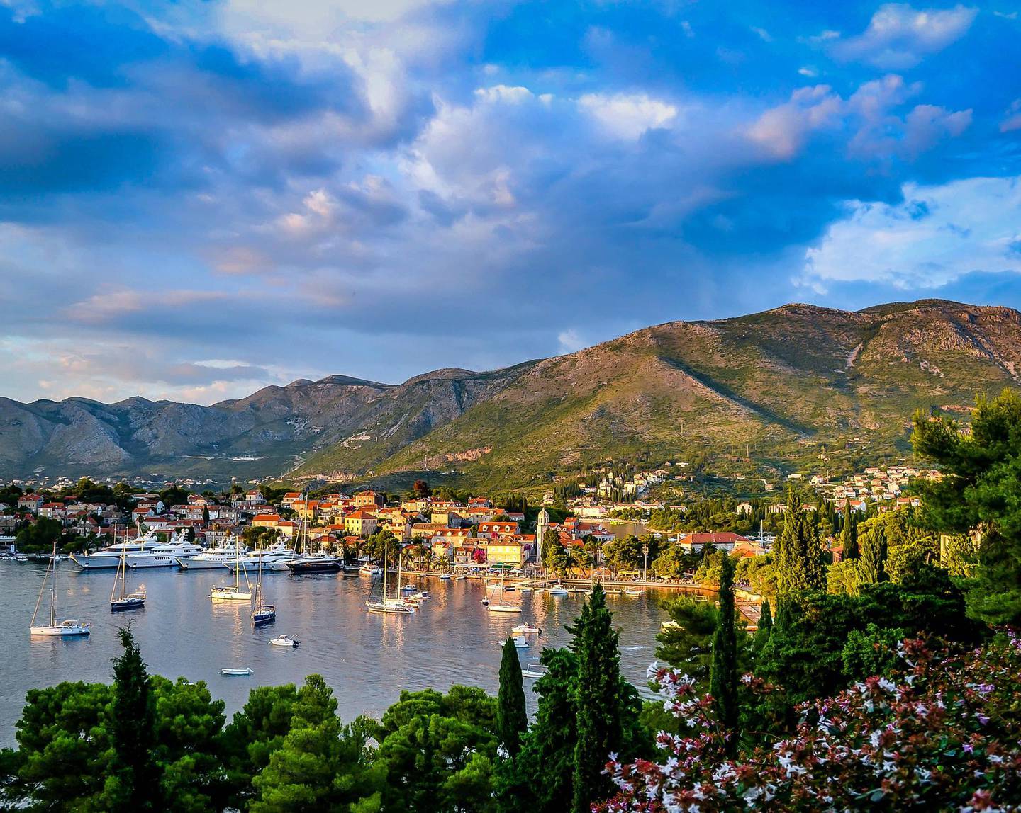 Croatia is a good summer holiday option for onward travel to the UK. Conor Rees / Unsplash