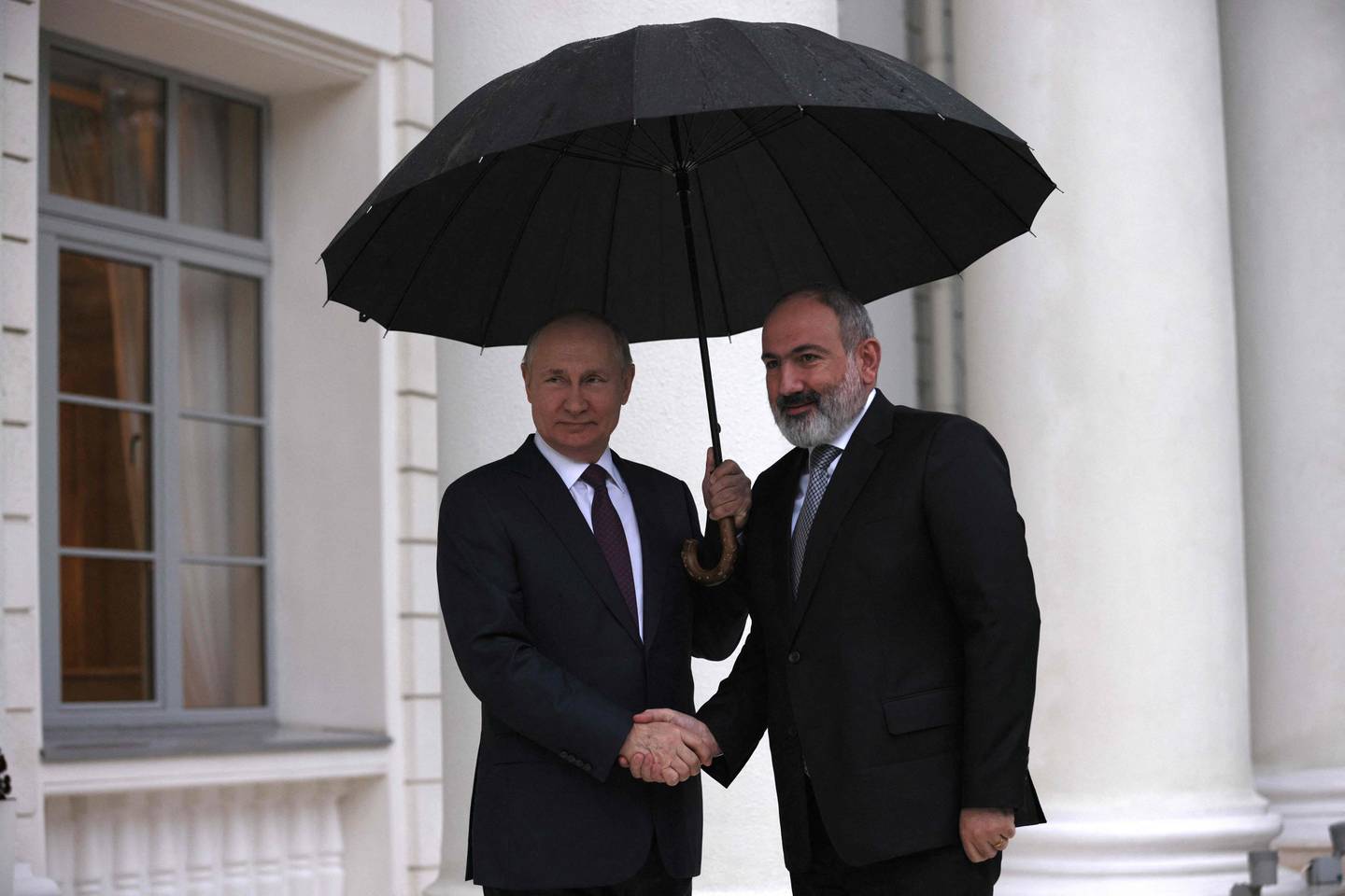 Vladimir Putin welcomes Armenian Prime Minister Nikol Pashinyan to the Black Sea resort city of Sochi. AFP