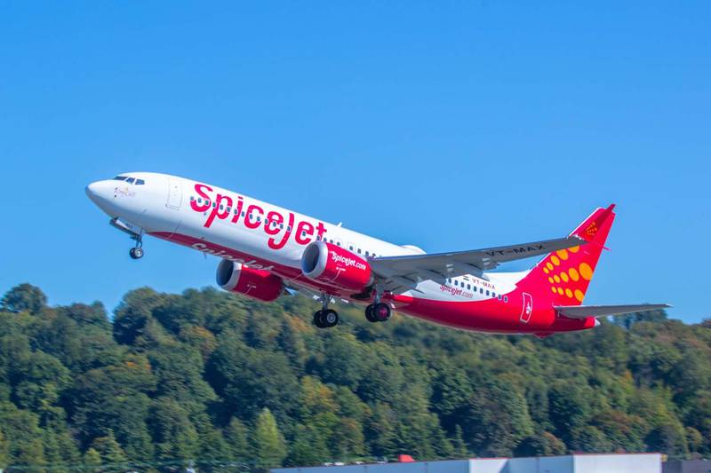SpiceJet's first 737 MAX 8 takes-off from Boeing Field in Seattle, Washington (Craig Larson photo).