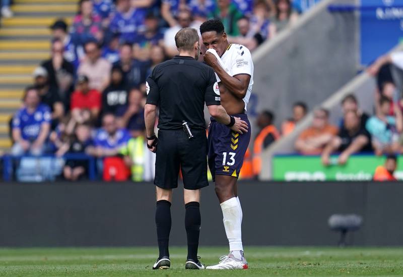 Yerry Mina – 5. Helped to keep the scoreline at 0-0 with a crucial intervention to deny Daka, but was at fault during a mix-up, which allowed Daka to run free on goal for Leicester’s equaliser. Forced off in the 18th minute with an injury. PA