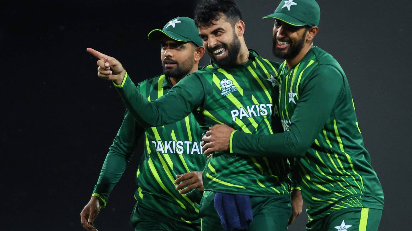 Pakistan Keep T20 World Cup 2022 Hopes Alive After Crushing Win Over