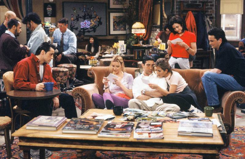 FRIENDS -- "The One Where Rachel Finds Out" Episode 124 -- Pictured: (l-r) Matt LeBlanc as Joey Tribbiani, Lisa Kudrow as Phoebe Buffay, David Schwimmer as Ross Geller, Jennifer Aniston as Rachel Green, Courteney Cox as Monica Geller, Matthew Perry as Chandler Bing -- (Photo by: Alice S. Hall/NBCU Photo Bank/NBCUniversal via Getty Images via Getty Images)