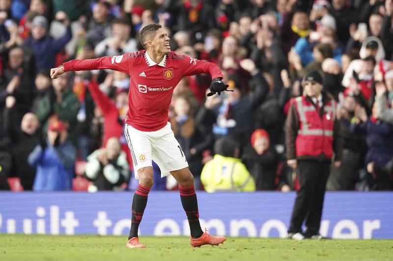 Manchester United's Raphael Varane celebrates at the end of the English Premier League soccer match between Manchester United and Manchester City at Old Trafford in Manchester, England, Saturday, Jan.  14, 2023.  (AP Photo / Dave Thompson)