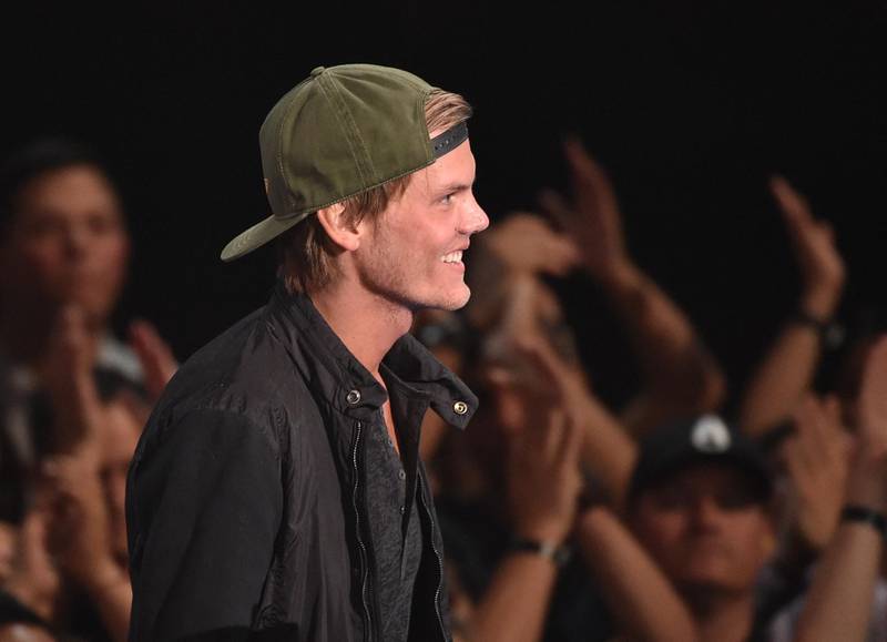 LOS ANGELES, CA - MAY 01: Musician Avicii accepts the EDM Song of the Year award for 'Wake Me Up' onstage during the 2014 iHeartRadio Music Awards held at The Shrine Auditorium on May 1, 2014 in Los Angeles, California. iHeartRadio Music Awards are being broadcast live on NBC.   Kevin Winter/Getty Images for Clear Channel/AFP (Photo by KEVIN WINTER / GETTY IMAGES NORTH AMERICA / Getty Images via AFP)