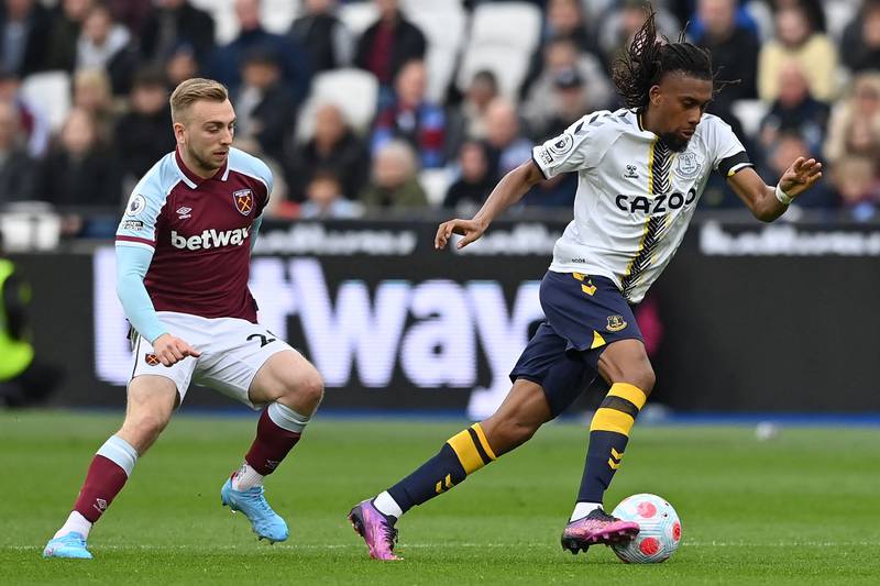 Alex Iwobi 6 – One of Everton’s brighter performers, he was dangerous when running forward with the ball but it was from his loss of possession that West Ham regained the lead. Dropped to his knees when Bowen converted, knowing his mistake was costly.

AFP