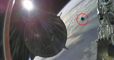 Last year, an unidentified object flew dangerously close to a SpaceX Crew capsule. Some experts said it must have been ice from liquid oxygen in the rocket, but SpaceX or Nasa never gave a confirmation. Photo: SpaceX