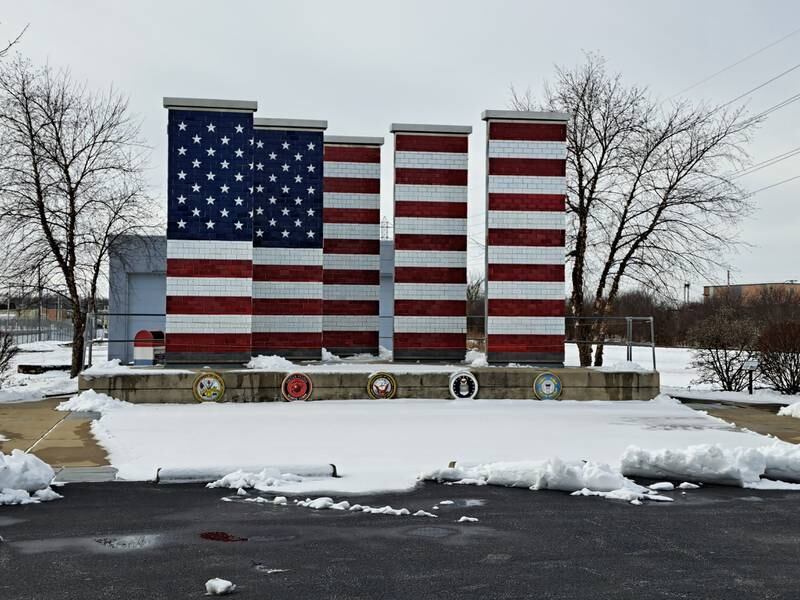 A veterans' memorial next to Lima's Joint Systems Manufacturing Centre. Photo: Stephen Starr