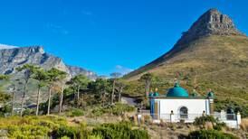 'Circle of saints': the corner of Cape Town that's a Muslim resting place 