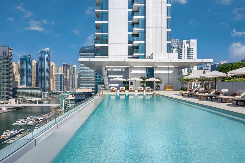 vida dubai marina and yacht club