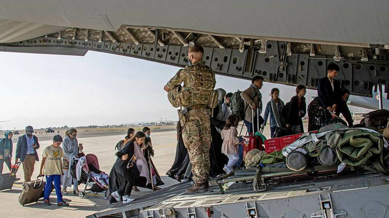 An image that illustrates this article Afghanistan evacuation troops to receive medals for heroism