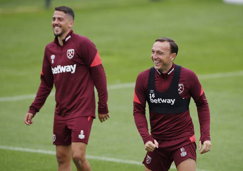 Mark Noble and Pablo Fornals train for their Europa League clash. Reuters