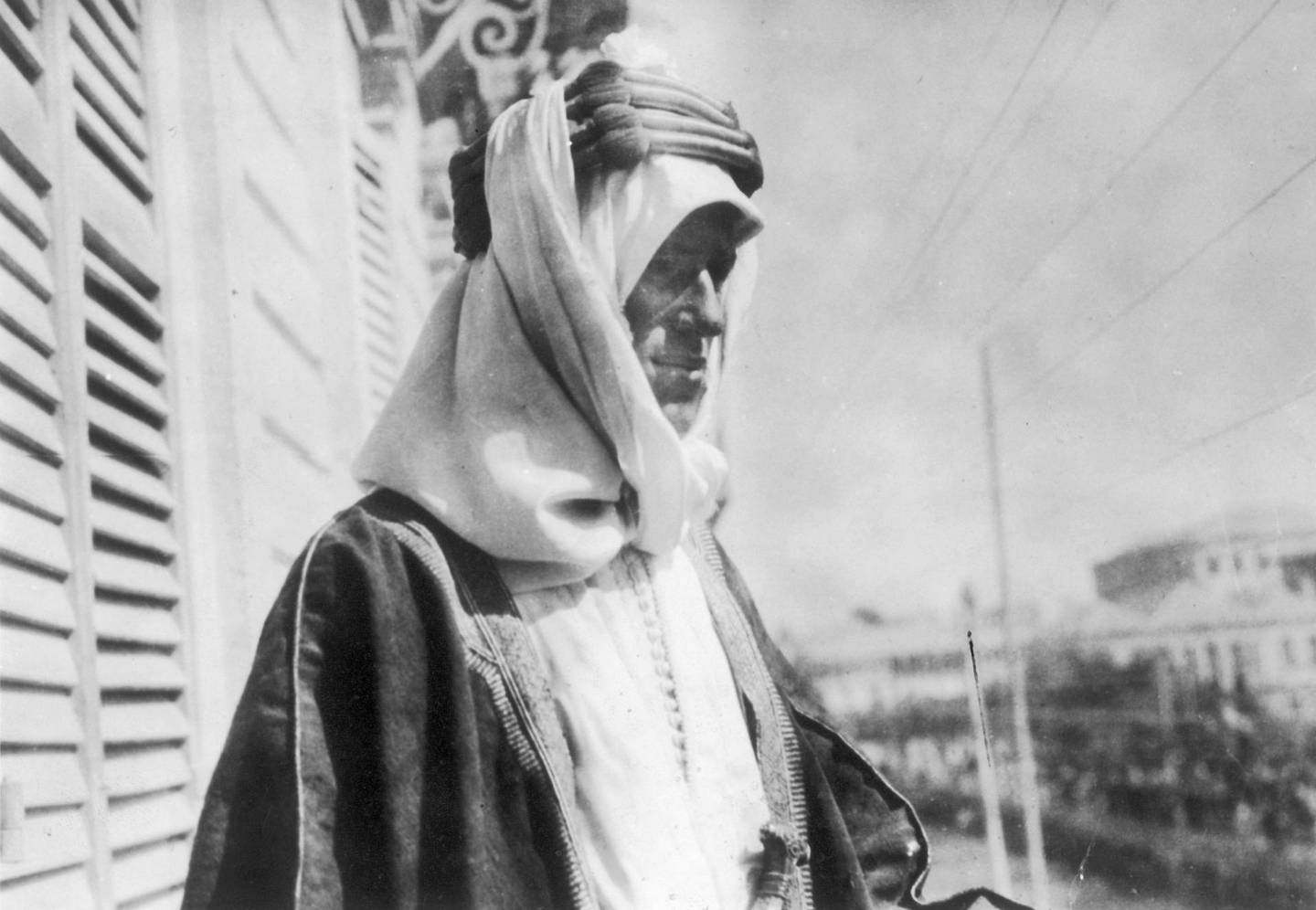 Portrait of LAWRENCE OF ARABIA between 1914 and 1918. Born Thomas Edward LAWRENCE (1888-1935), he was a British adventurer, officer and writer. When an agent to the British secret services, he played an important role in the uprising of the Arabs against the Turks during the First World War. (Getty Images)